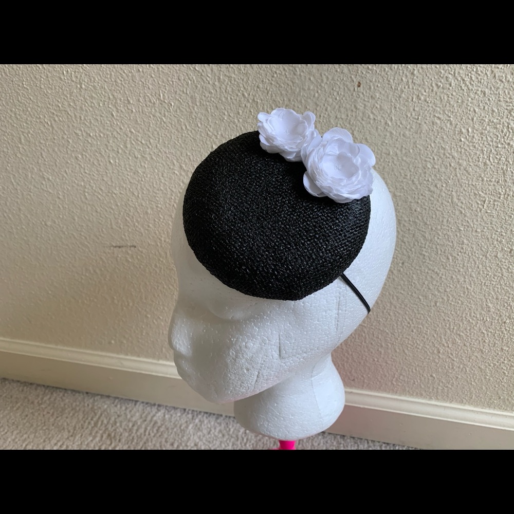 Fascinator hat !!! - Picture 5 of 5